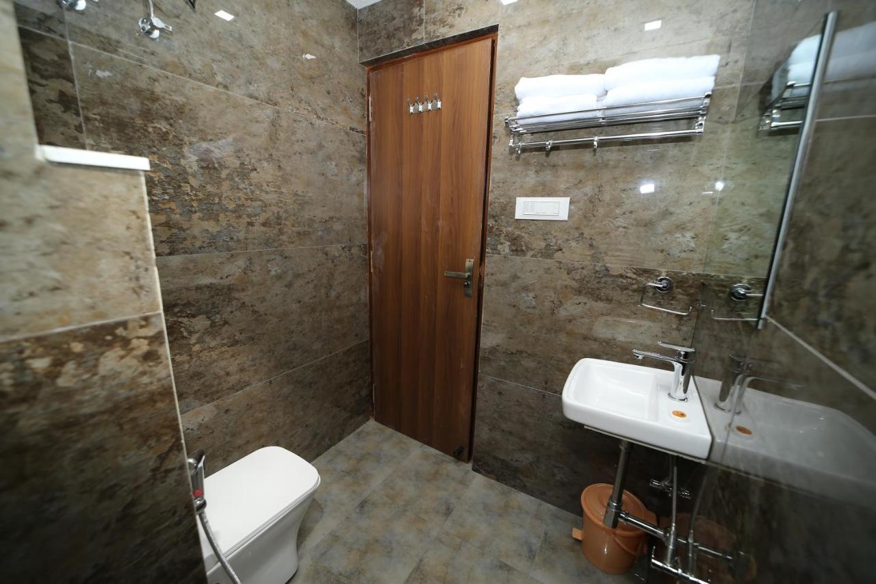Hotel Myriad Inn Dźajpur Zewnętrze zdjęcie